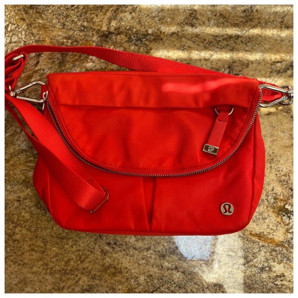 Lululemon All Night Festival Bag *5L